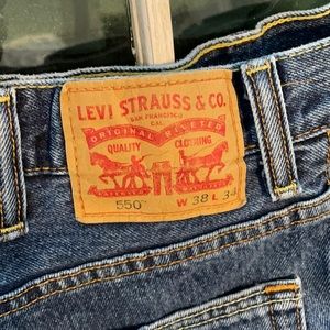 Levi’s 550. 38X34